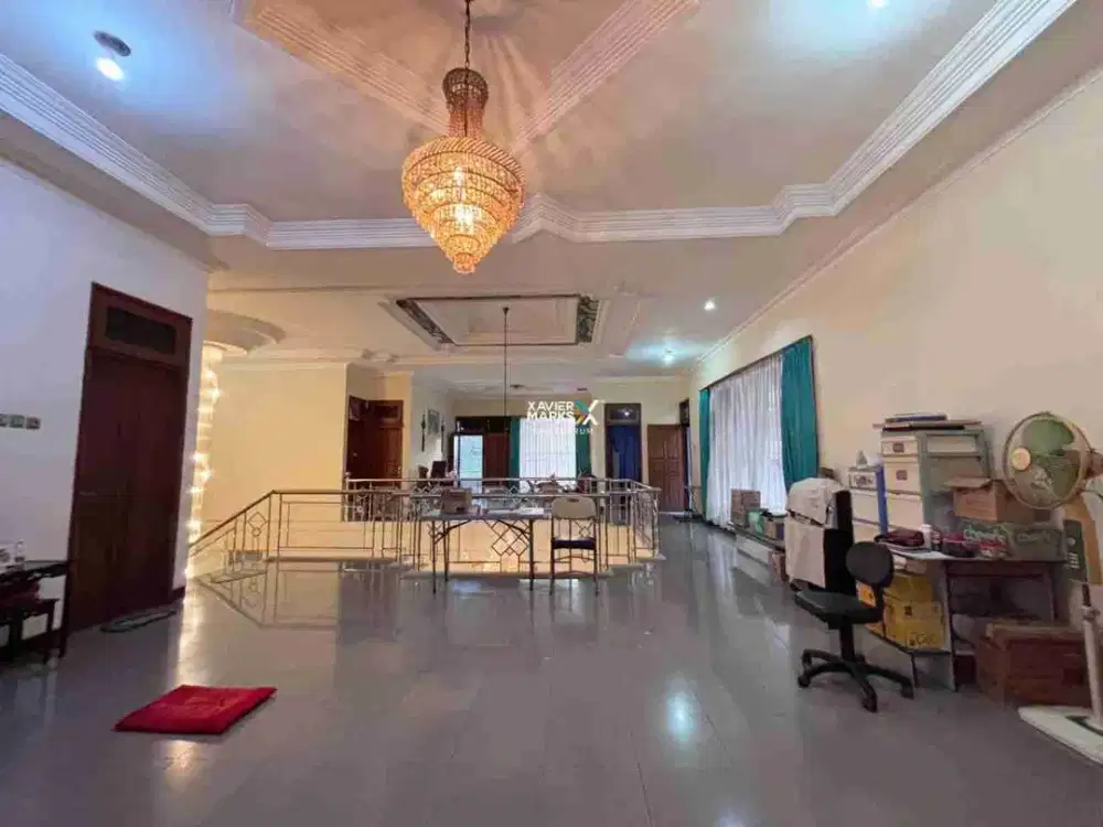 Rumah Mewah Araya Galaxy Surabaya Timur Jalan Kembar SHM LT 375 LB 550