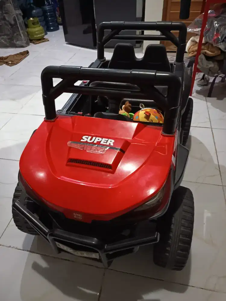 Mobil mainan charger dan remote control