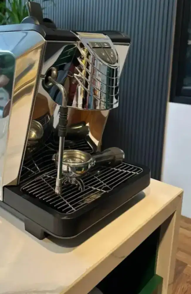 Simonelli oscar 2.pemakaian pribadi.bukan bekas coffe shop