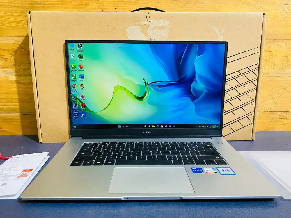 HUAWEI MateBook D15 Intel Core i5-1135G7 RAM 8GB NVMe 512GB Fullset