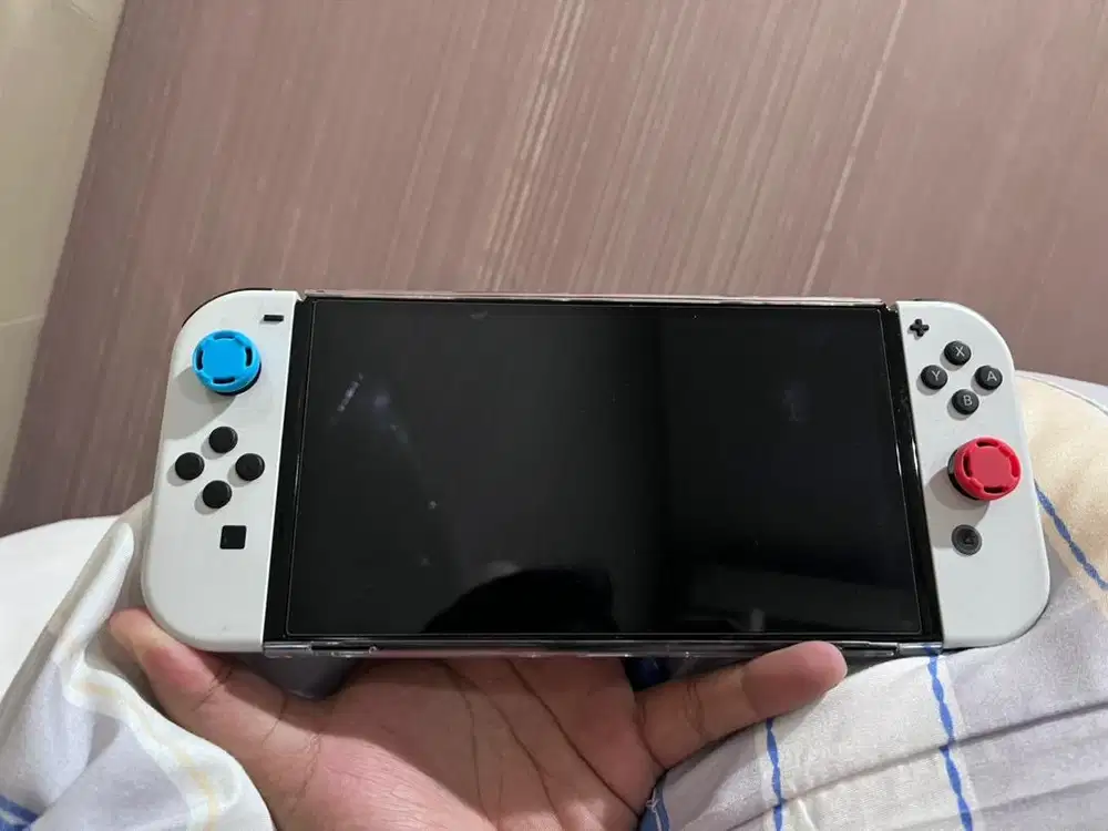 Nitendo Switch Oled (2022) - OFW. Pemakaian Pribadi