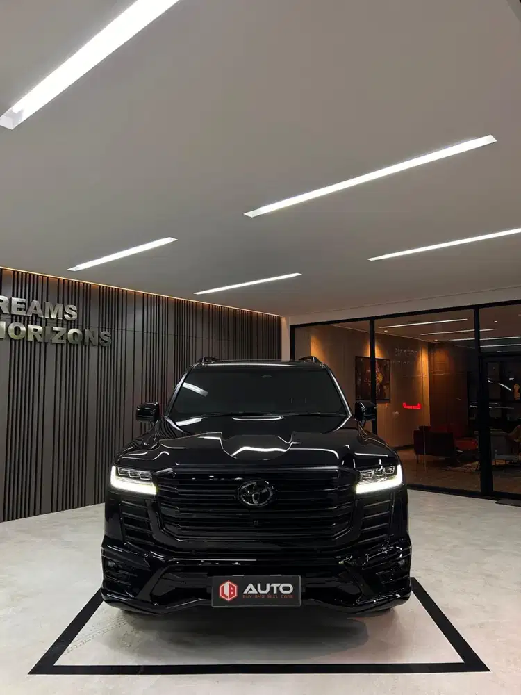 Toyota Land Cruiser LC300 VXR 2026 LC Hitam Km2rb Nik 2025 B88NMH