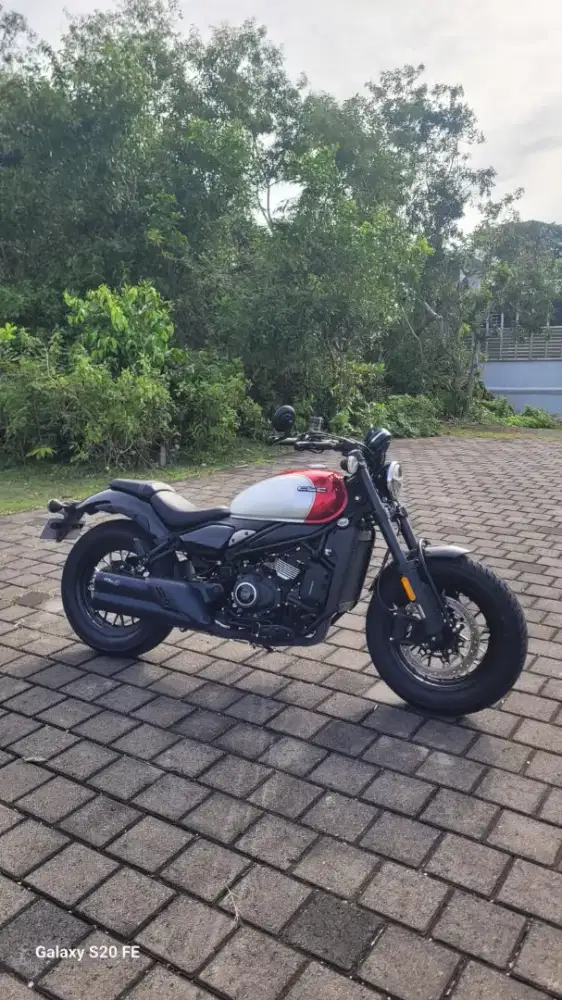 CF MOTO 450 CLC BOBBER MT CROSSPLANE