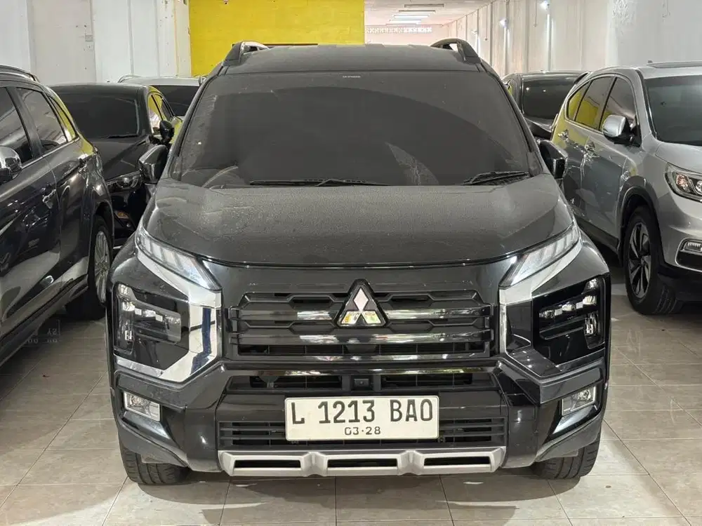 LIKE NEW LOW KM 24rb - MITSUBISHI XPANDER CROSS PLUS 1.5 2022 MATIC