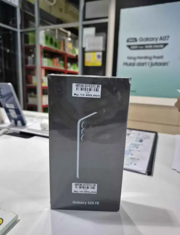 Samsung Galaxy S25 FE 8+8/512 Atlantis Dahsyat