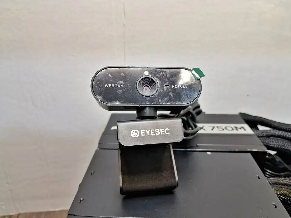 webcam full hd ada mic