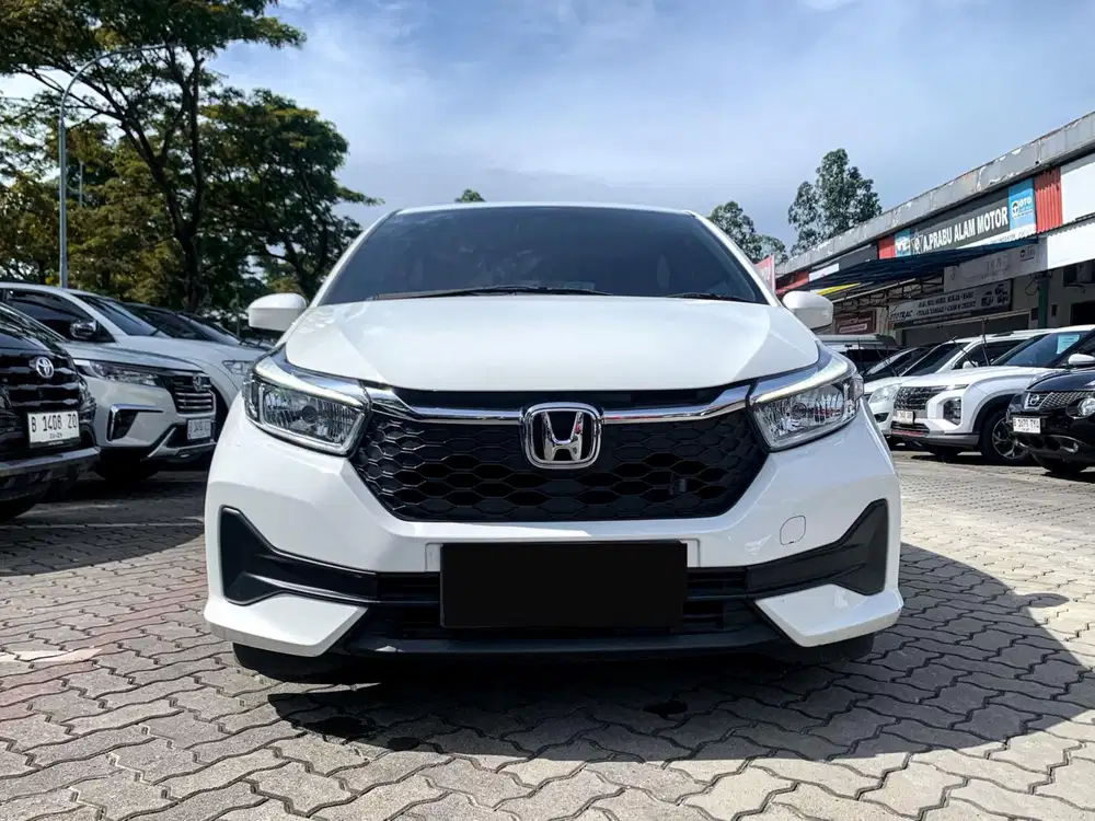 TERMURAH HONDA BRIO SATYA E 1.2 AT 2024 PUTIH