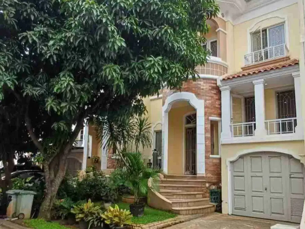 Rumah yaman buat keluarga , full furnished