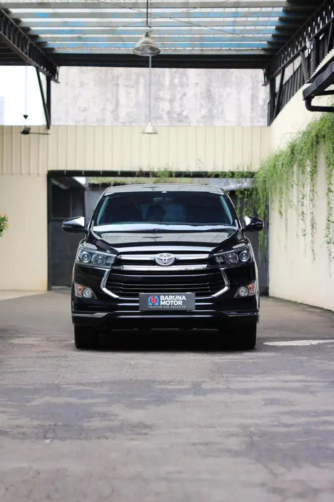 INNOVA VENTURER 2.0 AT BENSIN 2018