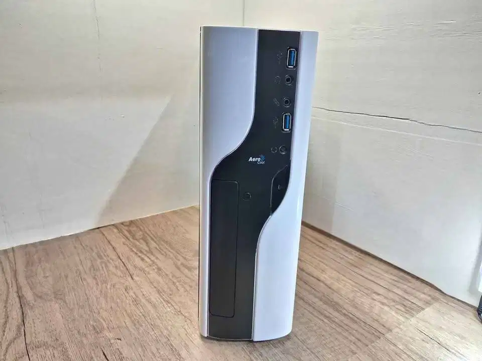 Casing cpu slim mini Aerocool ussb 3.0 + psu 400wattt