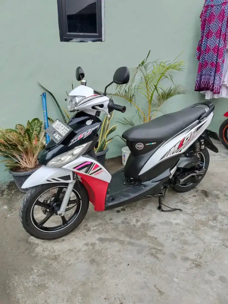 Yamaha Mio j F1 th 2012 plat 2030 PJK pnjng mesin halus