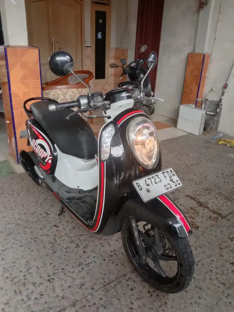 Jual Honda scopy 2015 fi stater halus
