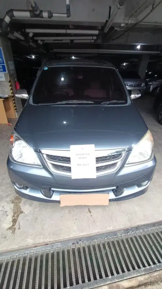 DAIHATSU XENIA MT 2011