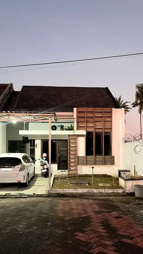 Dikontrakan Rumah Siap Huni Dalam Perumahan Cluster 2 KT + 2 KM