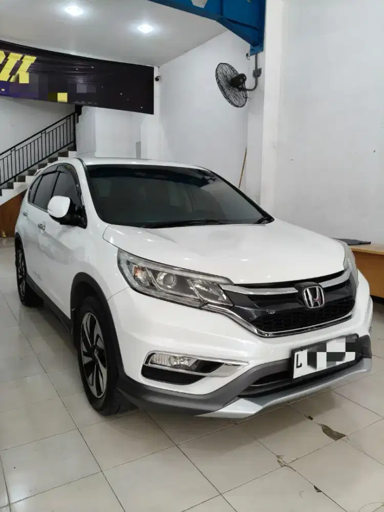 Honda CRV Prestige Fender 2016 Matic Putih Terawat