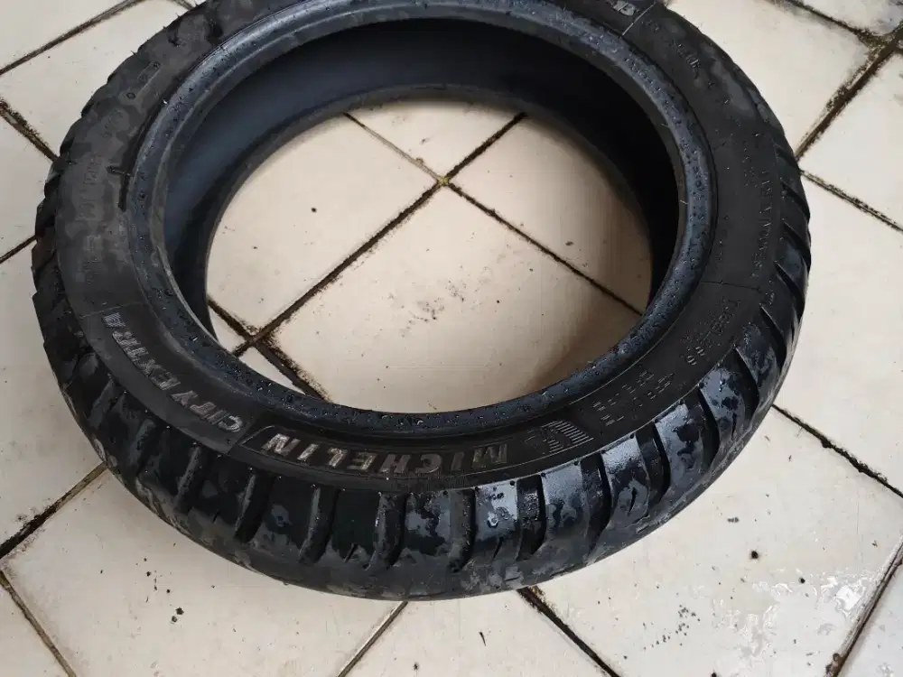 Ban sepeda motor bekas Michelin ring 13 130/70