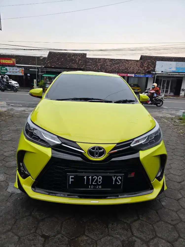 Yaris gr matic tahun 2021