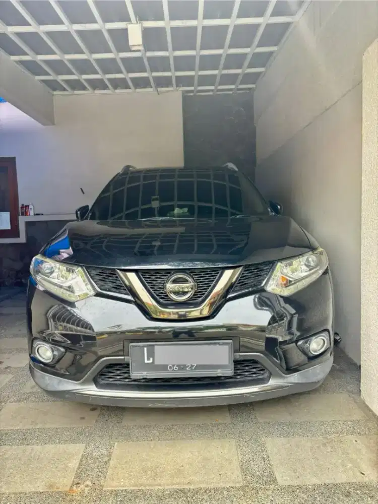 Nissan X-trail 2.5 AT 2015 Low KM