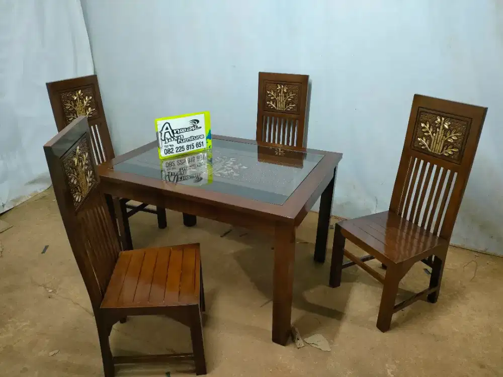 Meja makan minimalis full kayu jati