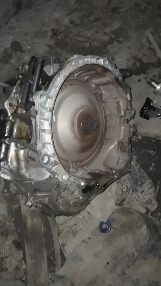 Jual gearbox matic bmw X1  copotan , matic crv copotan