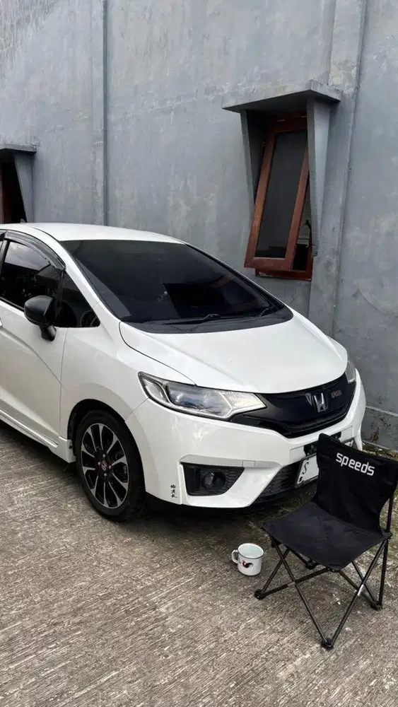 Honda jazz gk5 2016
