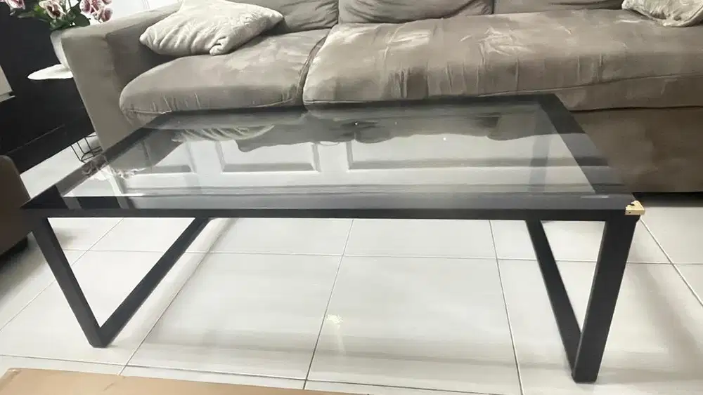 Meja Tamu Tinka Informa