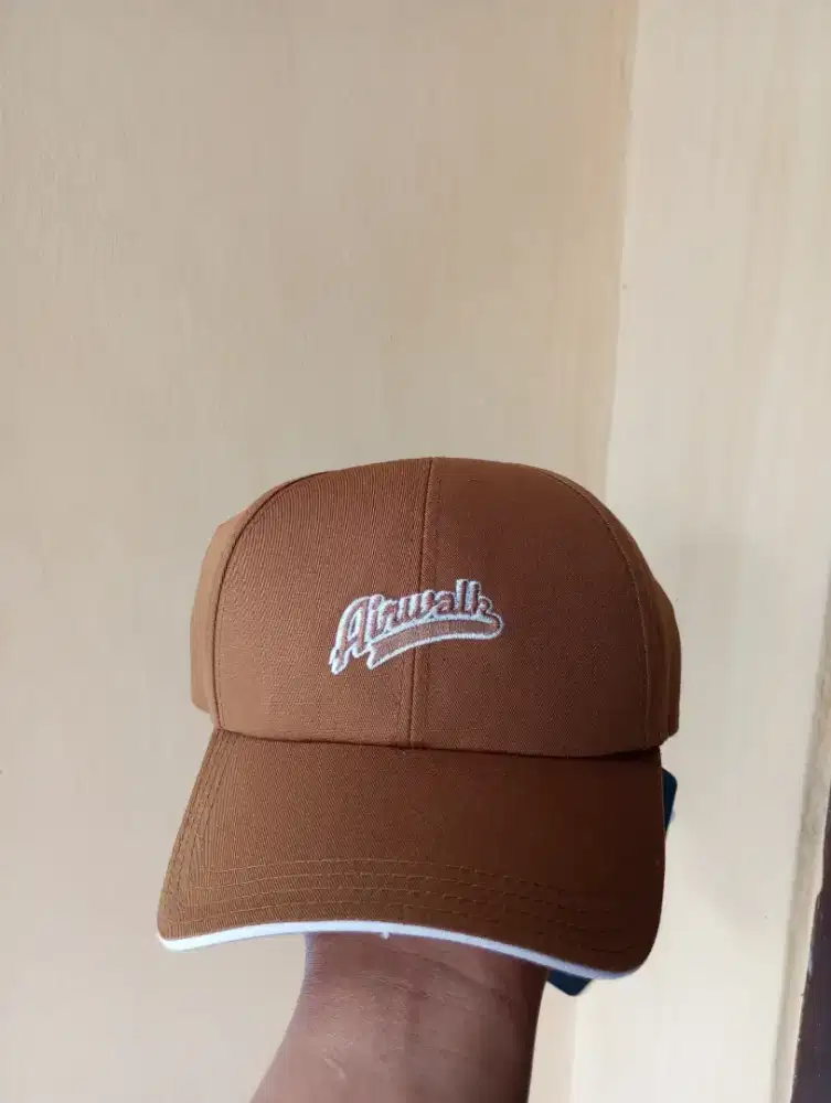 Topi Airwalk Brown
