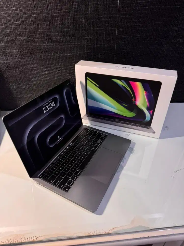 USED MACBOOK PRO M1 13 INCH 8GB/256GB