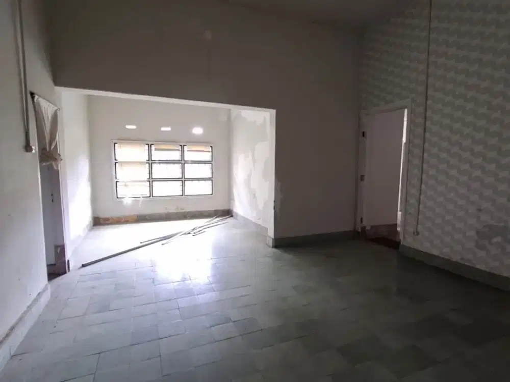 DIJUAL / DISEWAKAN Rumah Sayap Sunda Bandung Cocok buat cafe & kantor