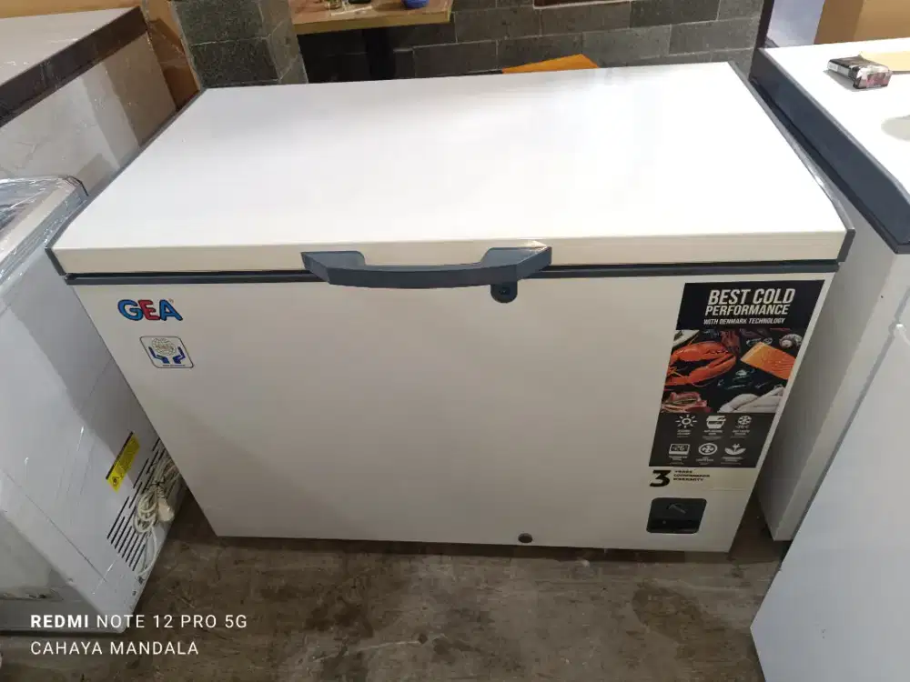 Gea frezeer box 330 liter ori mulus