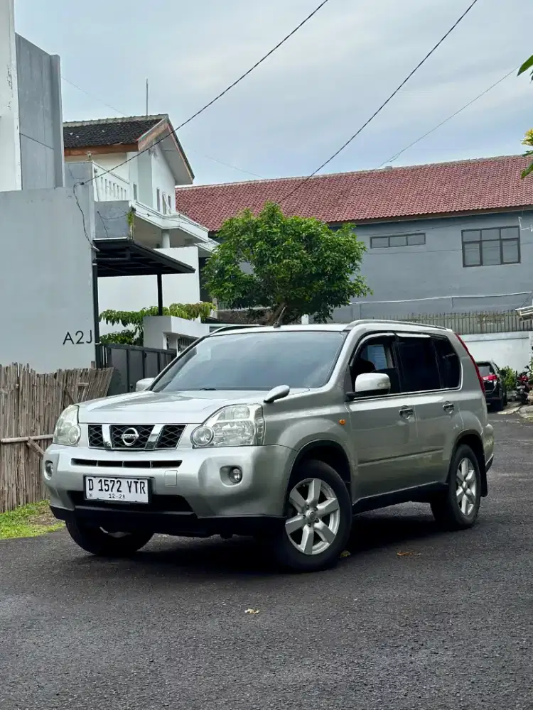 Nissan Xtrail Tahun 2010 Matic