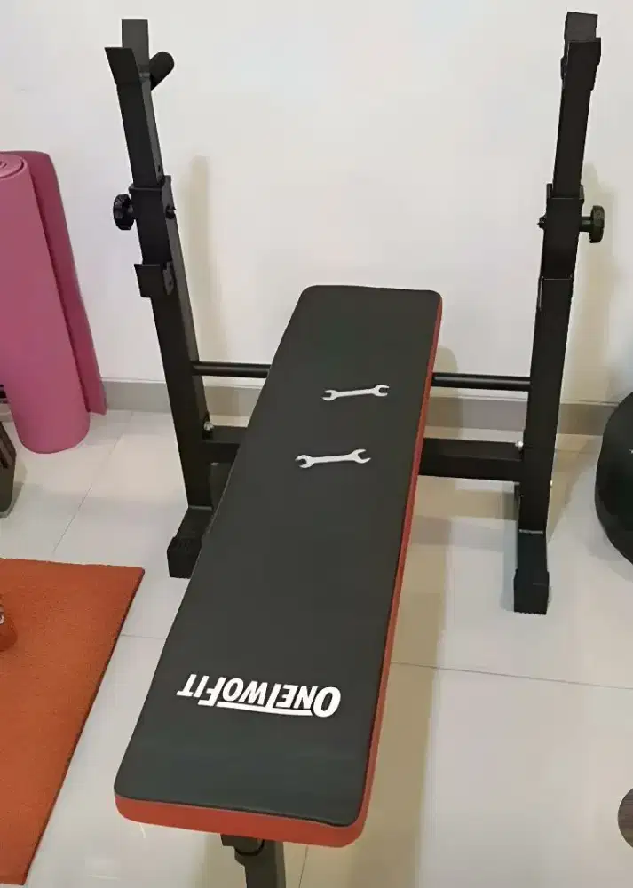 Alat fitnes masih gress