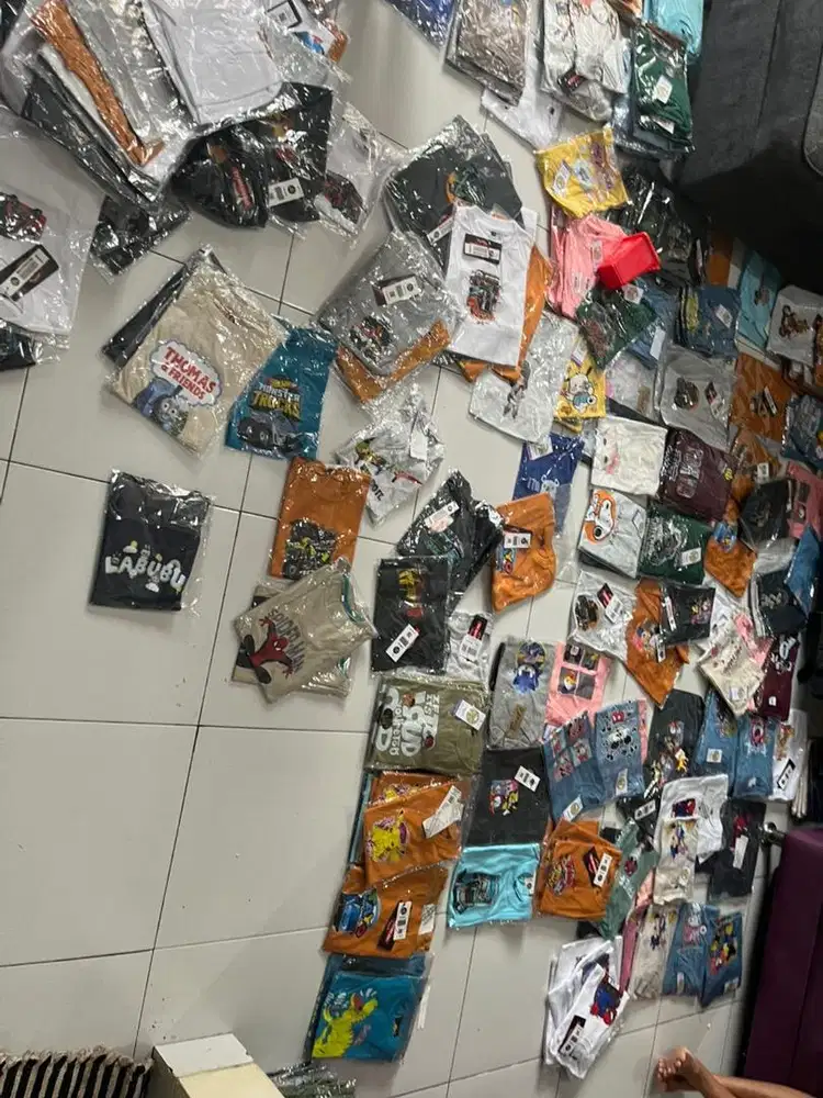 Jual baju kaos anak ( Cuci Gudang )