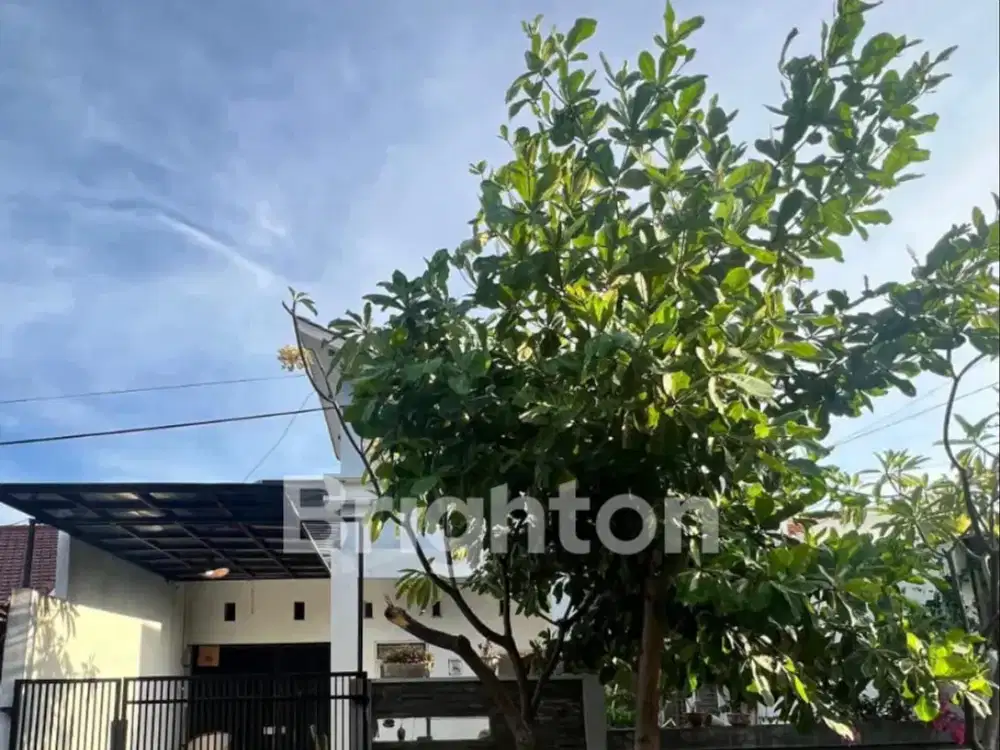 Rumah Hit Tanah Rungkut Nirwana Eksekutif ROW Jalan 3 Mobil