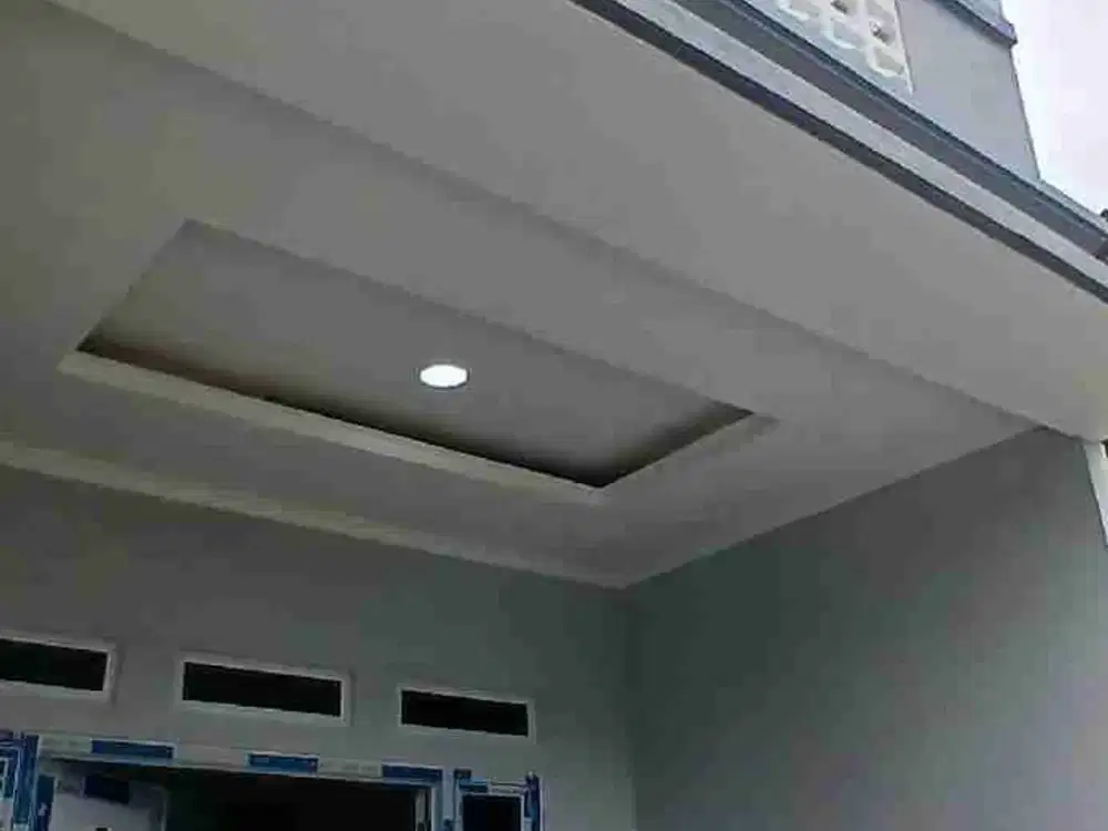 Di jual rumah minimalis kokoh permanen 2 lantai full di di kawasan Petukangan jakarta selatan