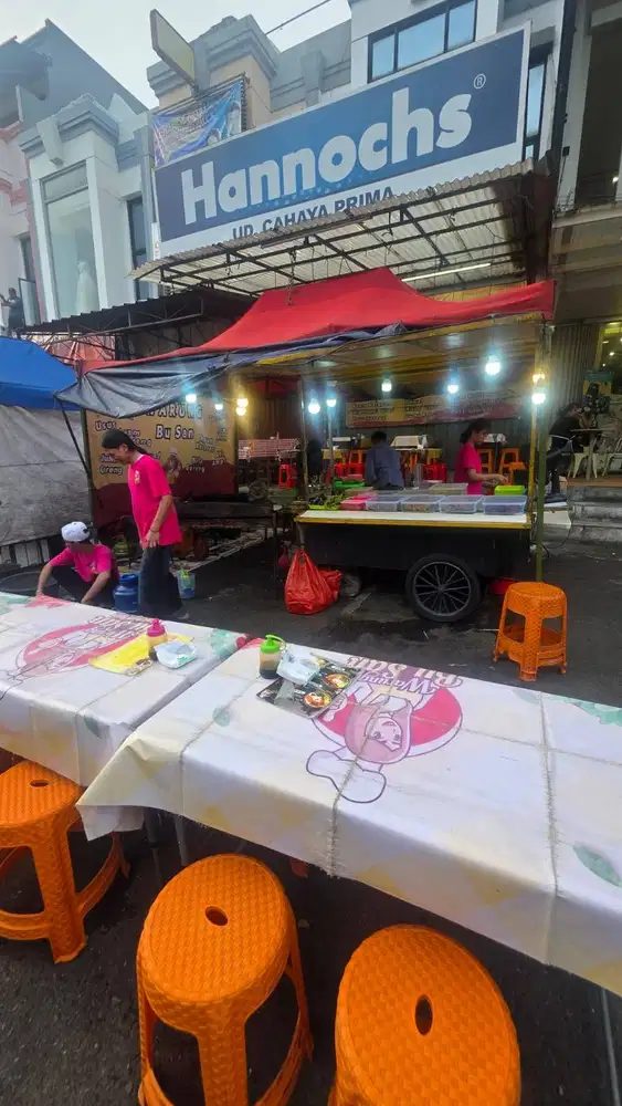 LOWONGAN KERJA UNTUK TENDA MAKAN