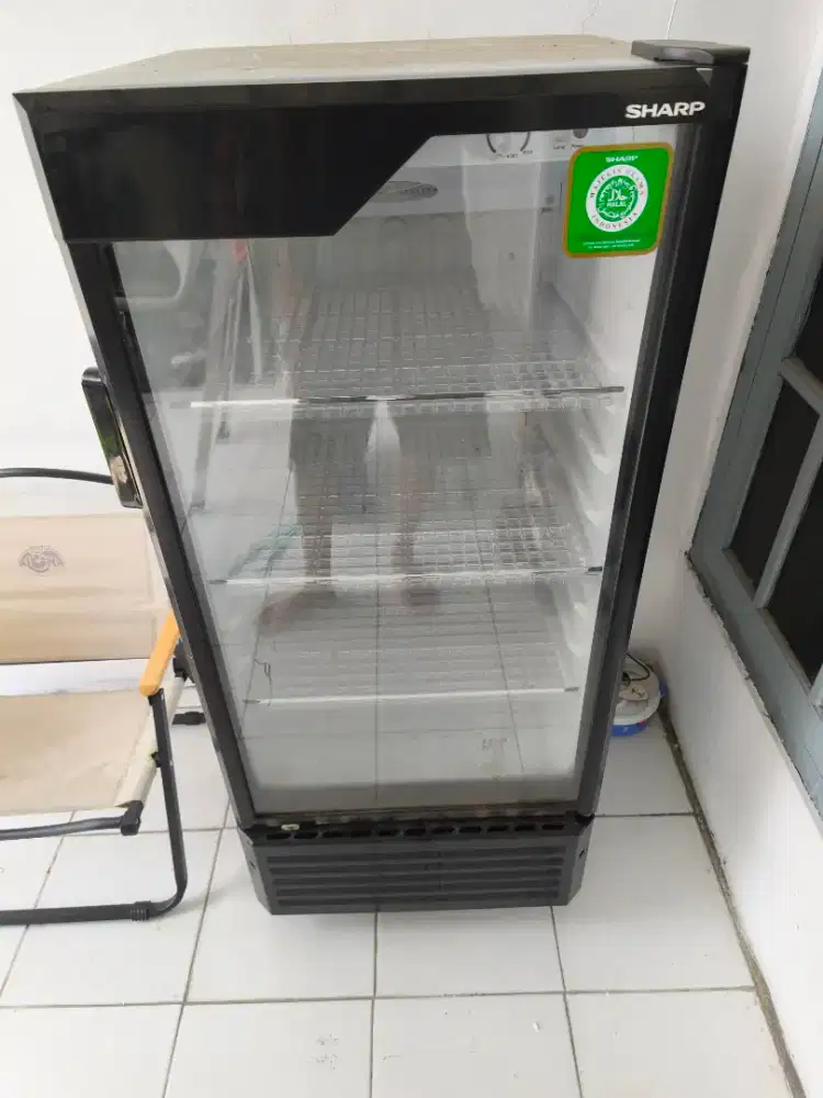 kulkas display merk sharp