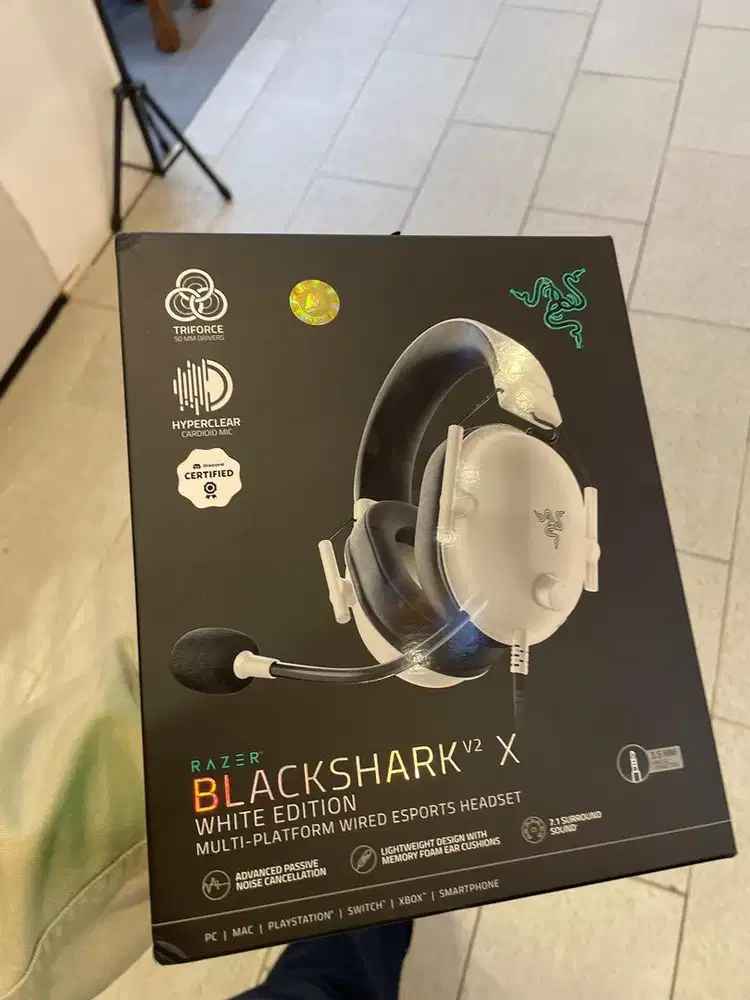 RAZER BLACKSHARK V2 X WHITE EDITION HEADPHONE ESPORTS