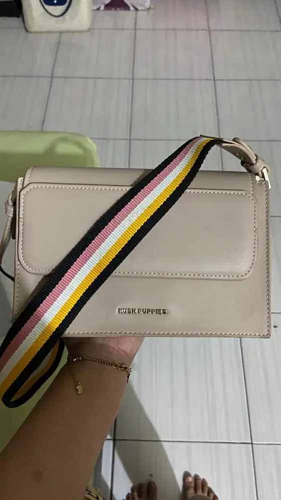 HUSH PUPPIES reanne sling