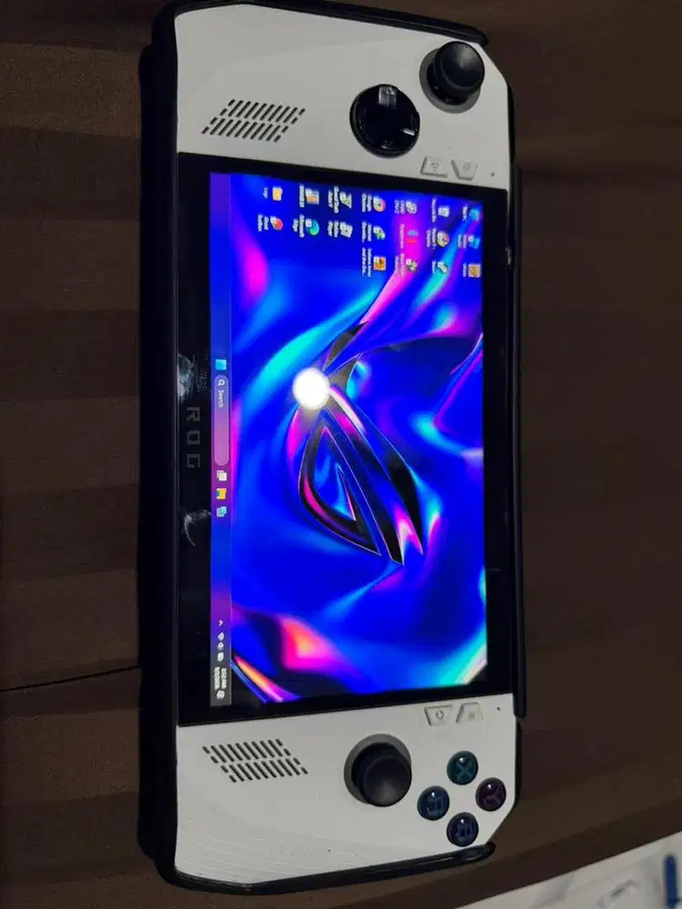 Asus Rog Ally Z1 Extreme 16GB / 1TB fullset