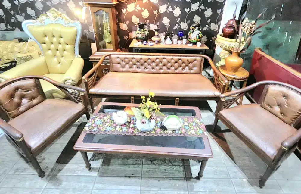 Kursi Meja Kayu 311 Bekas