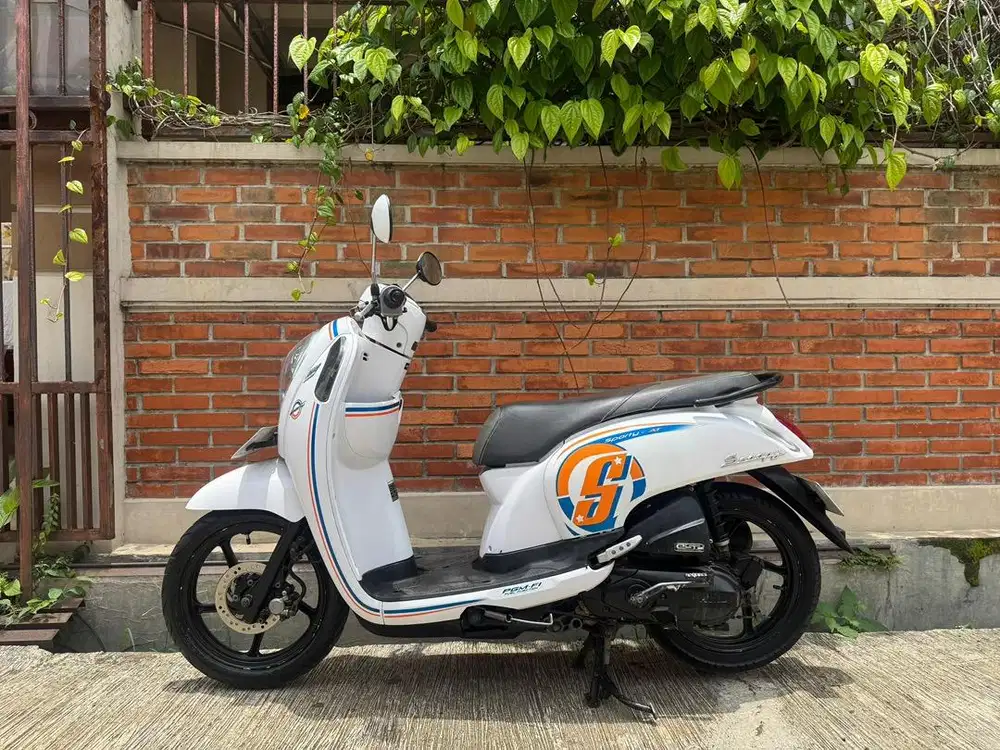 Scoopy Fi 2015 Atas nama
