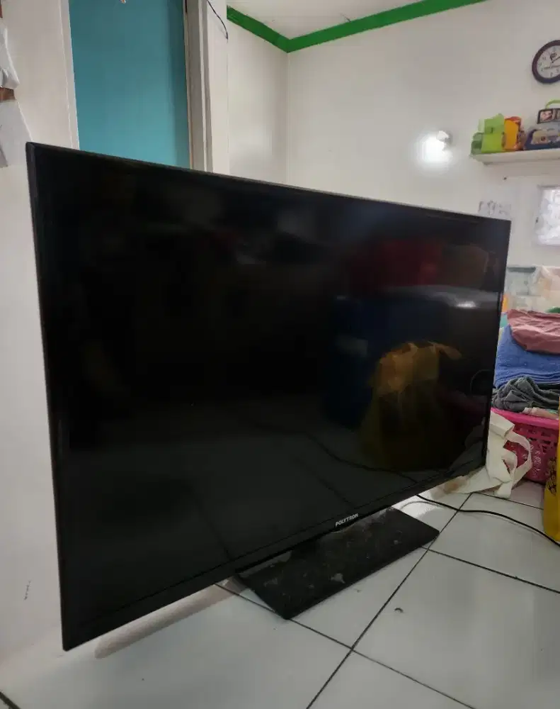 TV LED polytron 40inch minus