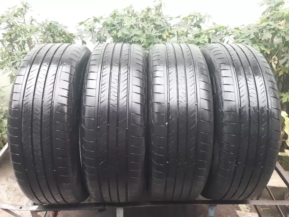 Ban goodyear assurance 215/60/r17