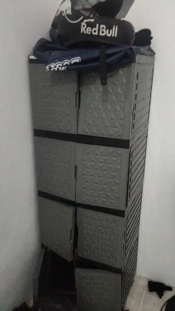 Barang borongan kipas dua, kasur dan lemari