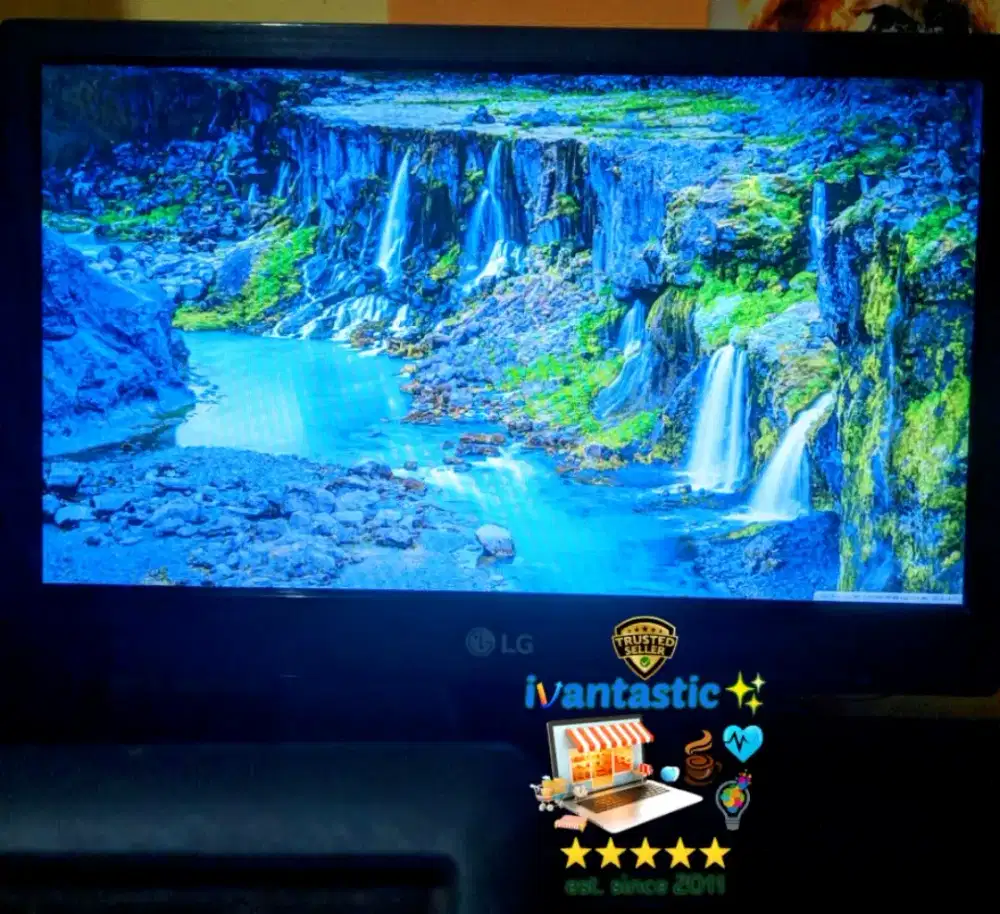 Monitor PC HD LG 16M38A 16 Inch LCD LED mulus normal jernih jual cepat