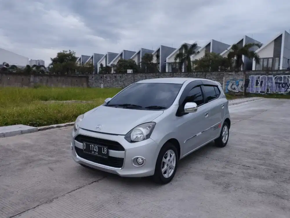 Dp 5 JT Daihatsu Ayla X1,0 Matic 2016