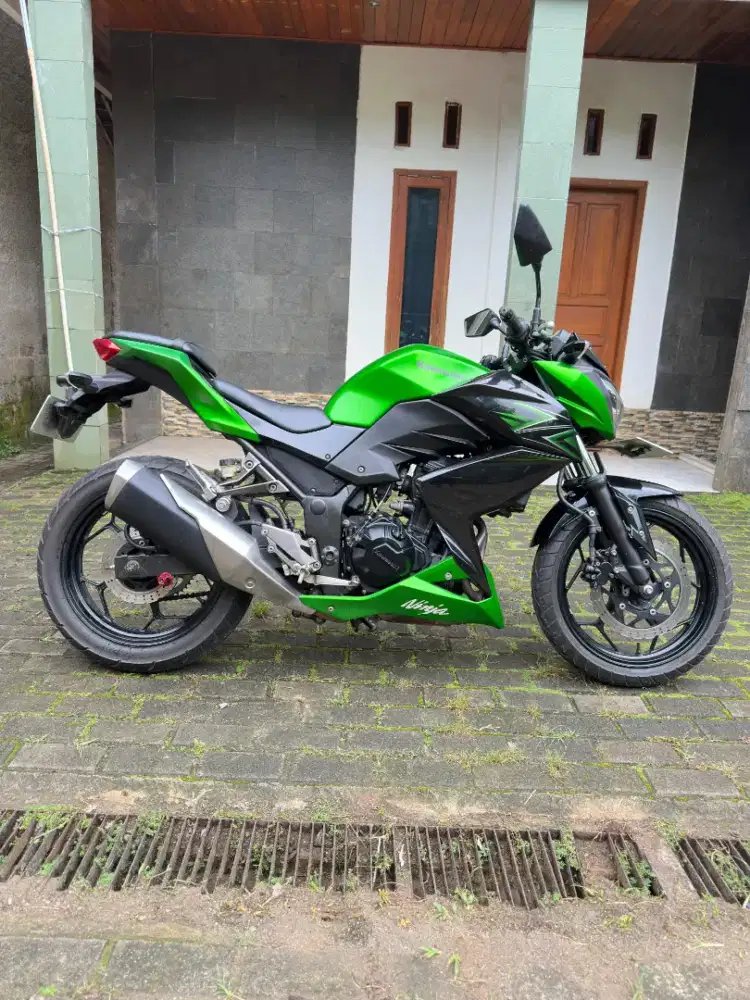 Z250 Z 250 istimewa like new antik odo low motor simpanan! Ninja 250