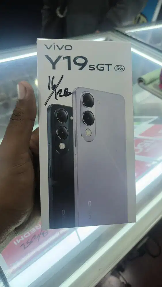 New vivo y19sgt 5G ram8/128 garansi resmi 1 tahun