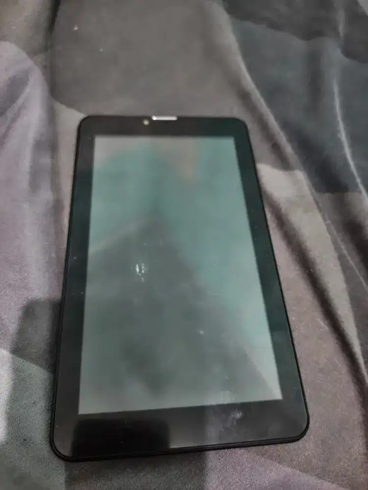 Evercoss Bravo Tab X7  bekas nego